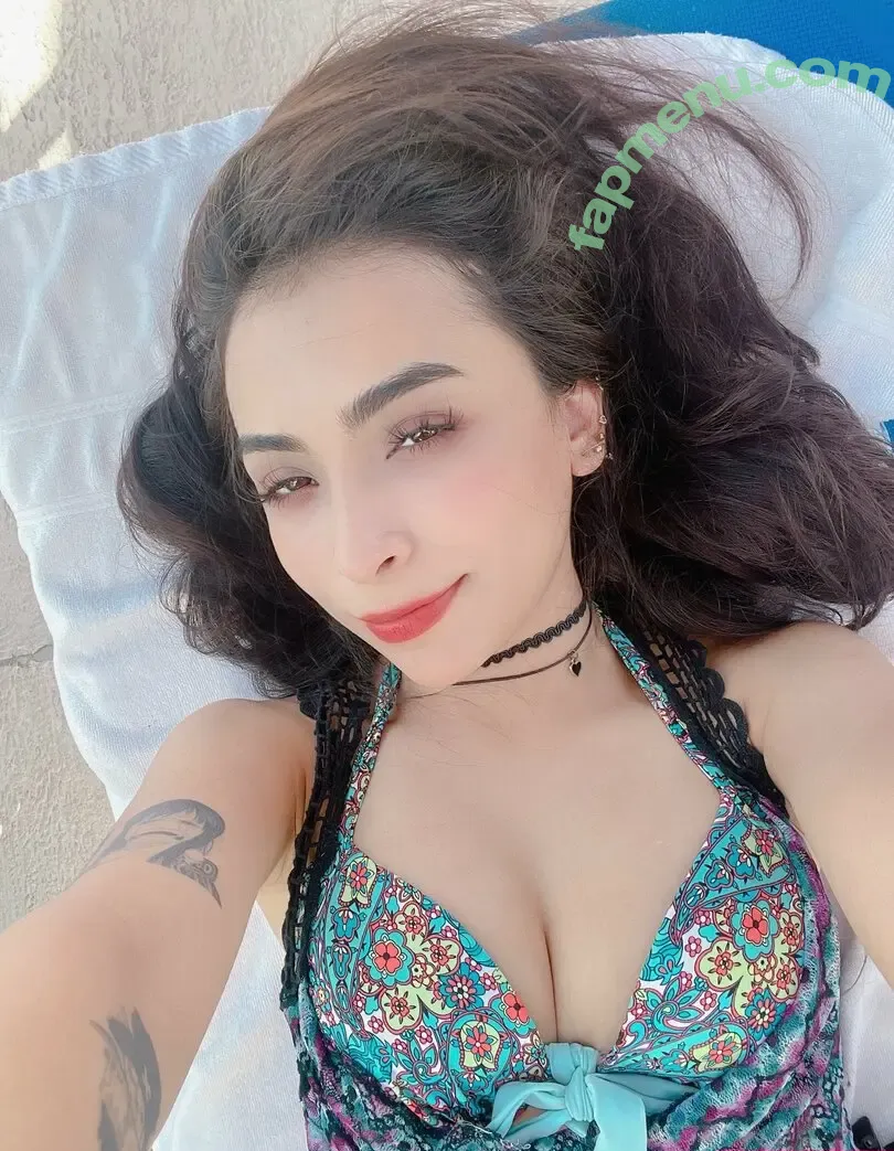 Nanatyx nude photo #0004 (Nanatyx)