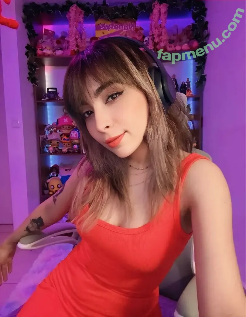 Nanatyx nude photo #0149 (Nanatyx)