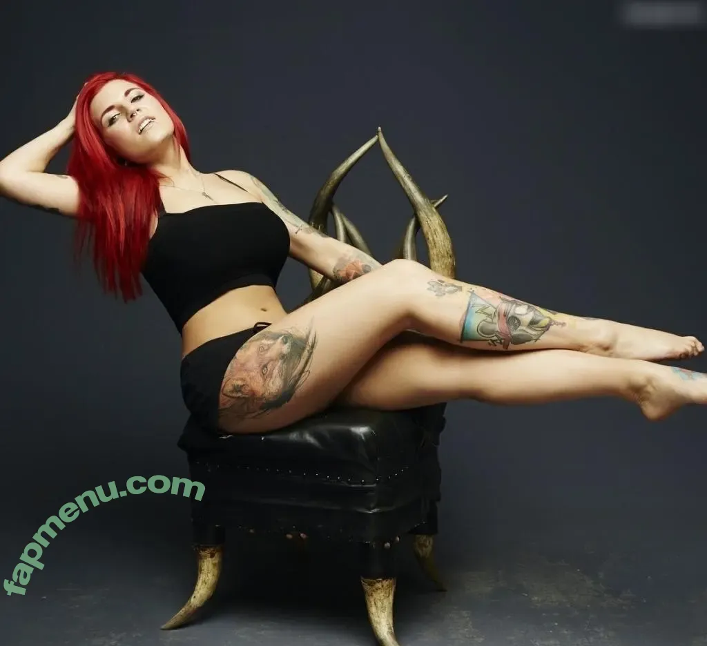 Nancy Mietzi nude photo #0002 (frau_mietziii_ink)