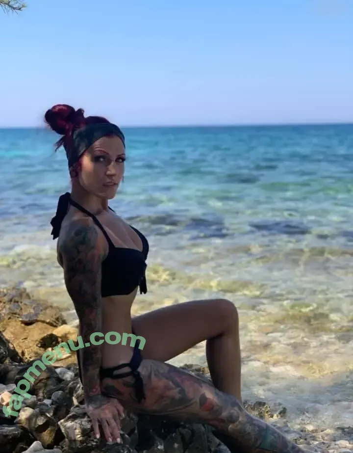 Nancy Mietzi nude photo #0006 (frau_mietziii_ink)