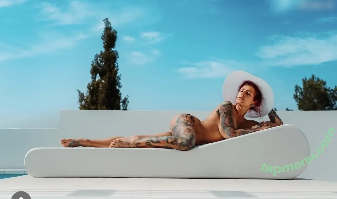 Nancy Mietzi nude photo #0016 (frau_mietziii_ink)