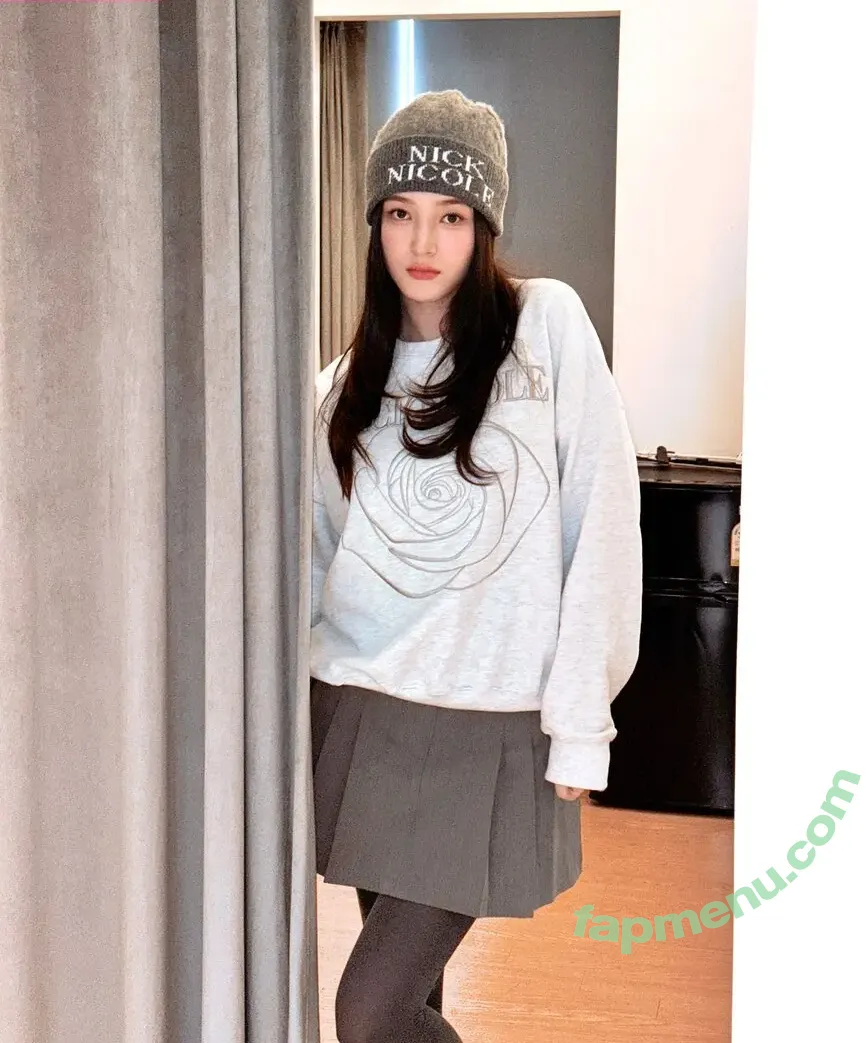Nancy Momoland nude photo #0010 (nancyjewel_mcdonie_)