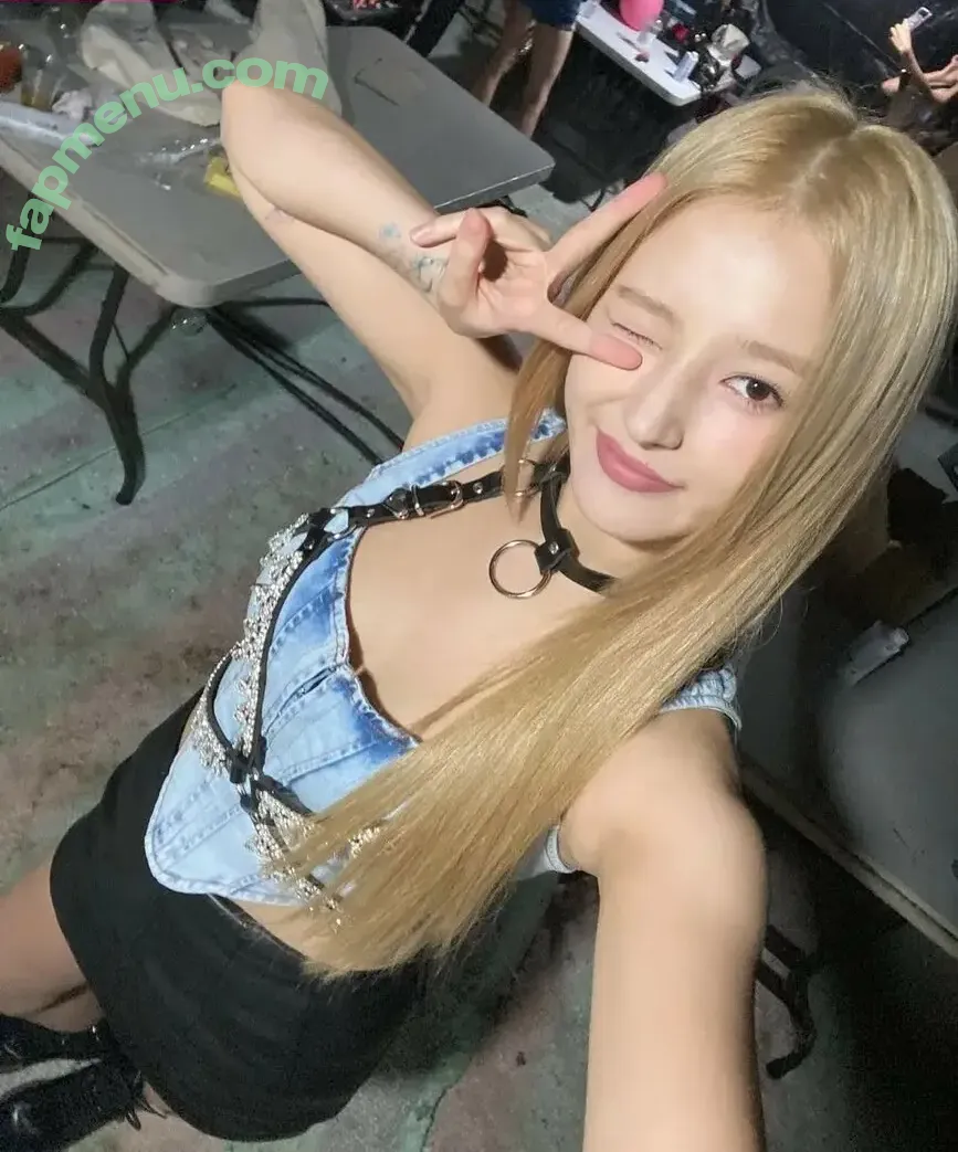 Nancy Momoland nude photo #0015 (nancyjewel_mcdonie_)