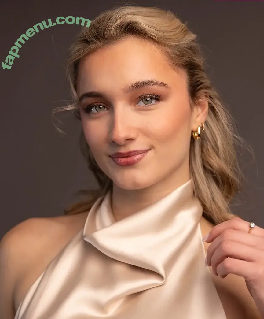 Nanou Philips nude photo #0014 (Nanou asmr / nanouphilips)