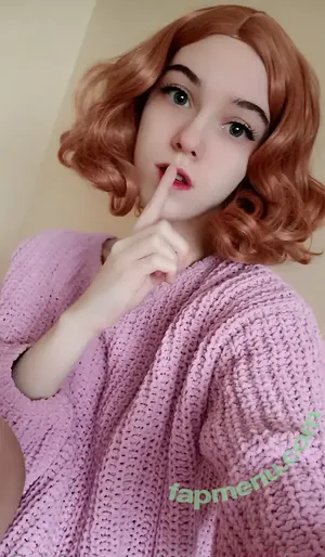  nude photo #0002