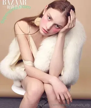 naomi_reyner / naomi_rayner nude photo #0009