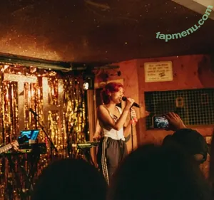 Naomi Scott / naomigscott nude photo #0310