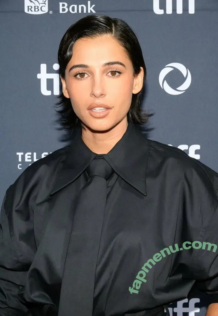 Naomi Scott nude photo #0286 (naomigscott)