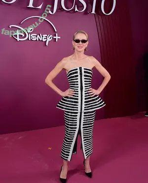 Naomi Watts / _NaomiWatts_ / naomiwatts nude photo #0418