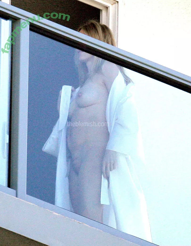 Naomi Watts nude photo #0072 (_NaomiWatts_ / naomiwatts)