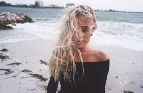 Naomi Woods / Lissapolooza / naomiwoods.official nude photo #0106