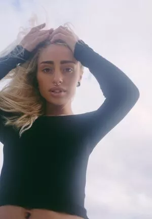 Naomi Woods / Lissapolooza / naomiwoods.official nude photo #0112