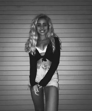 Naomi Woods / Lissapolooza / naomiwoods.official nude photo #0113