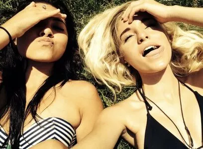 Naomi Woods / Lissapolooza / naomiwoods.official nude photo #0154