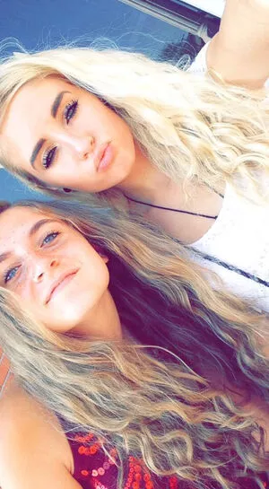 Naomi Woods / Lissapolooza / naomiwoods.official nude photo #0163