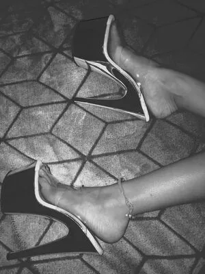 Naomi Woods / Lissapolooza / naomiwoods.official nude photo #0198