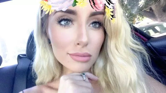 Naomi Woods / Lissapolooza / naomiwoods.official nude photo #0219