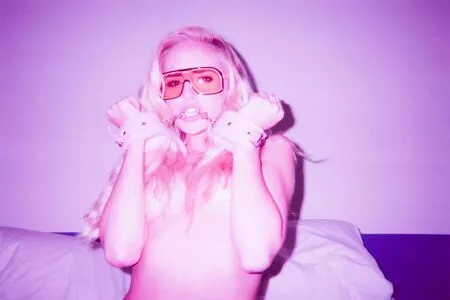 Naomi Woods / Lissapolooza / naomiwoods.official nude photo #0234