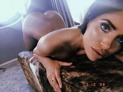 Naomi Woods / Lissapolooza / naomiwoods.official nude photo #0400