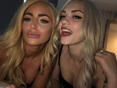 Naomi Woods / Lissapolooza / naomiwoods.official nude photo #0435