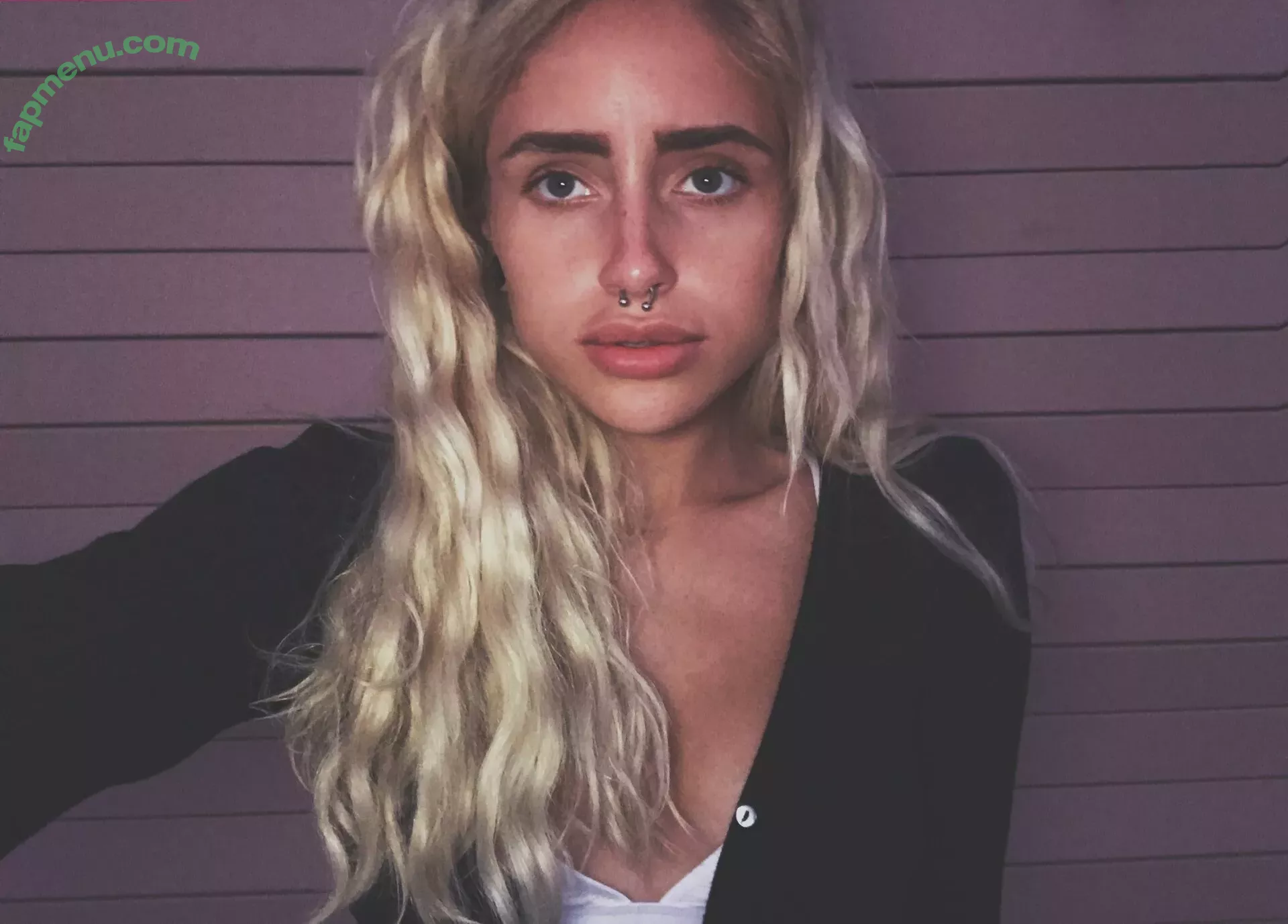 Naomi Woods nude photo #0120 (Lissapolooza / naomiwoods.official)