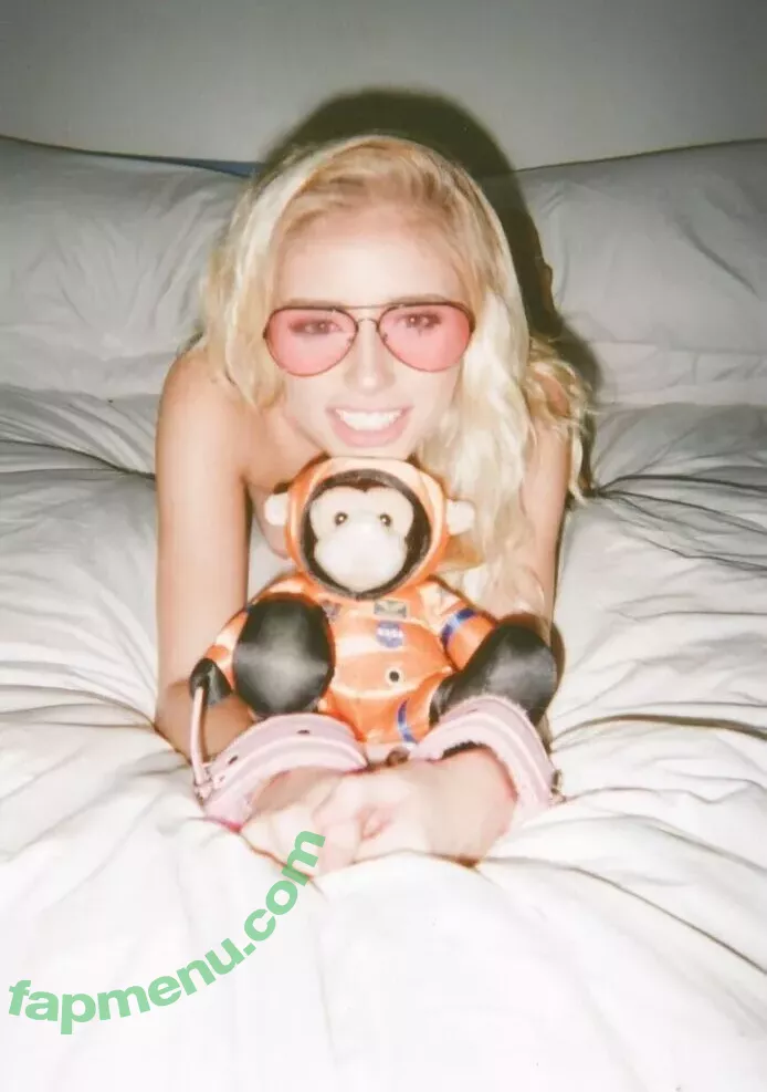 Naomi Woods nude photo #0224 (Lissapolooza / naomiwoods.official)