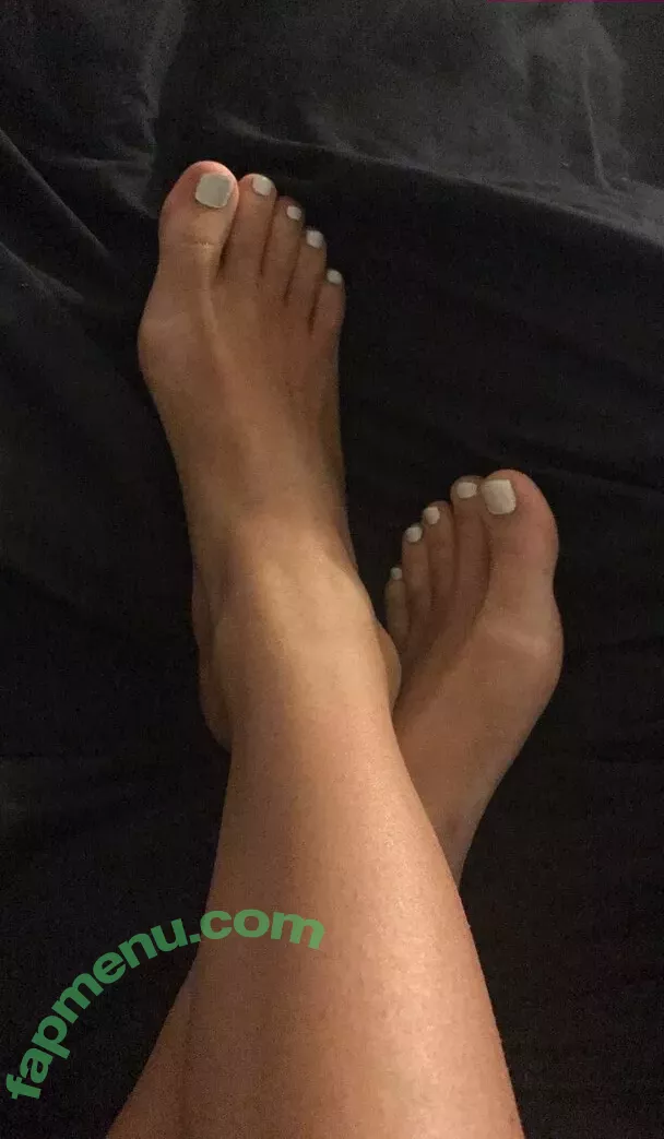 Naomi Woods nude photo #0281 (Lissapolooza / naomiwoods.official)