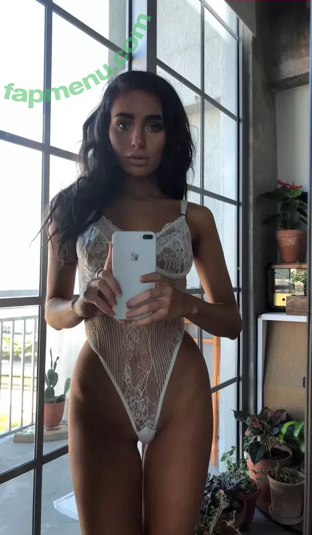 Naomi Woods nude photo #0309 (Lissapolooza / naomiwoods.official)