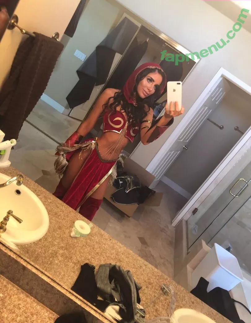 Naomi Woods nude photo #0362 (Lissapolooza / naomiwoods.official)