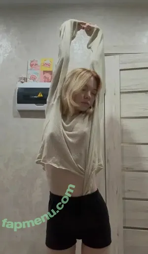 Naomi / Naomi_ nude photo #0112