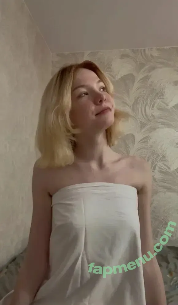 Naomi nude photo #0127 (Naomi_)