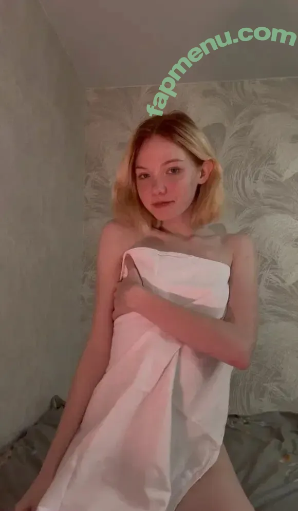 Naomi nude photo #0128 (Naomi_)