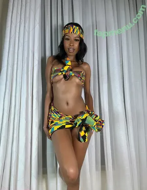 naomiebonyvip / naomi_eb0ny nude photo #0064