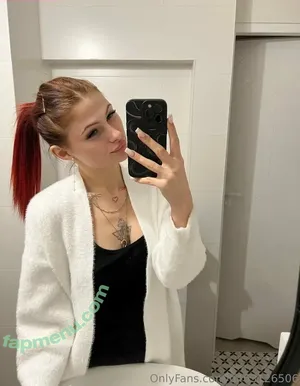 naomimurr / naomurr nude photo #0007