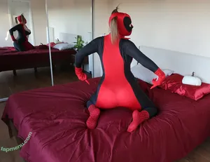 Naomioop / Naomiwastaken nude photo #0033