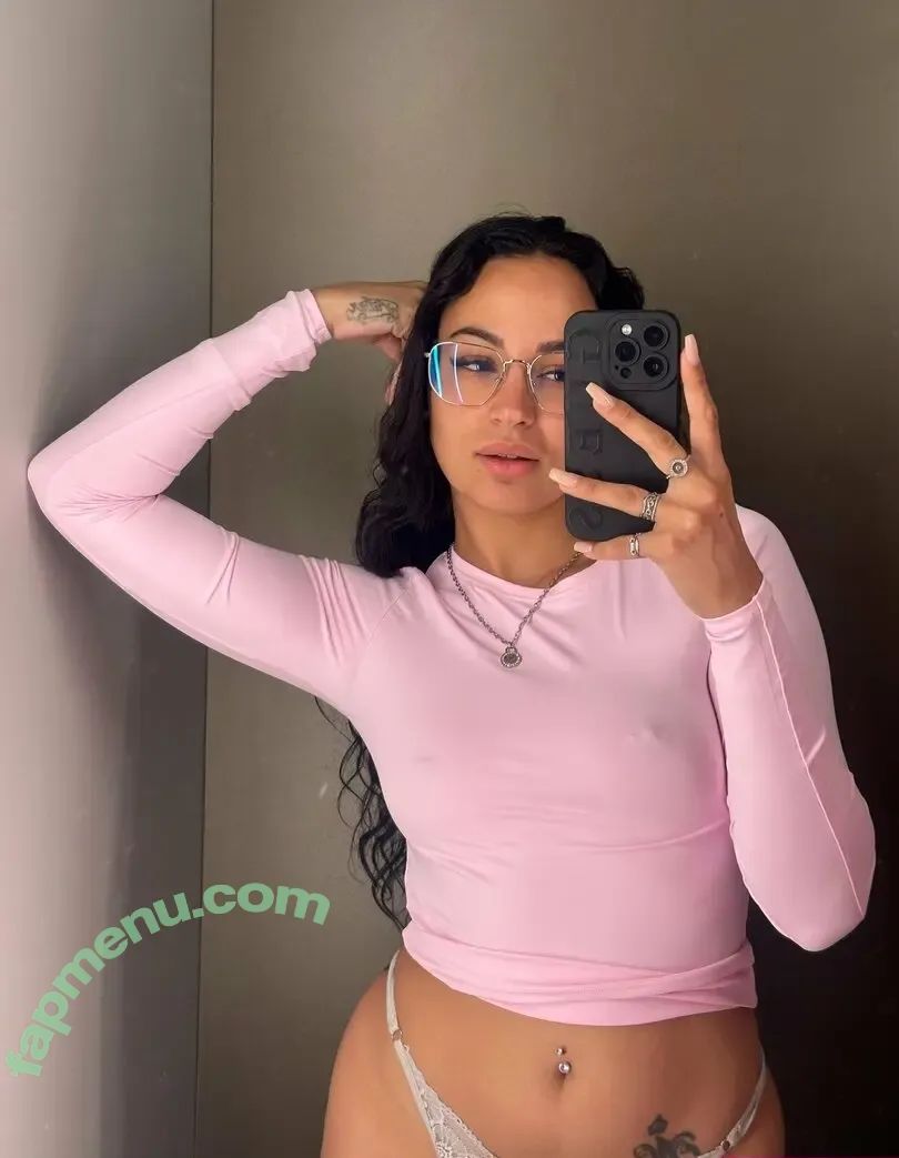 naomissoto nude photo #0027 (naomissoto)