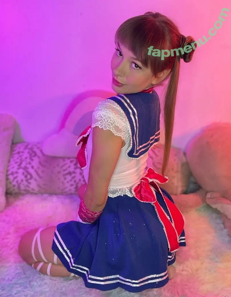 naomiswann nude photo #0043 (naomiswannofficial)