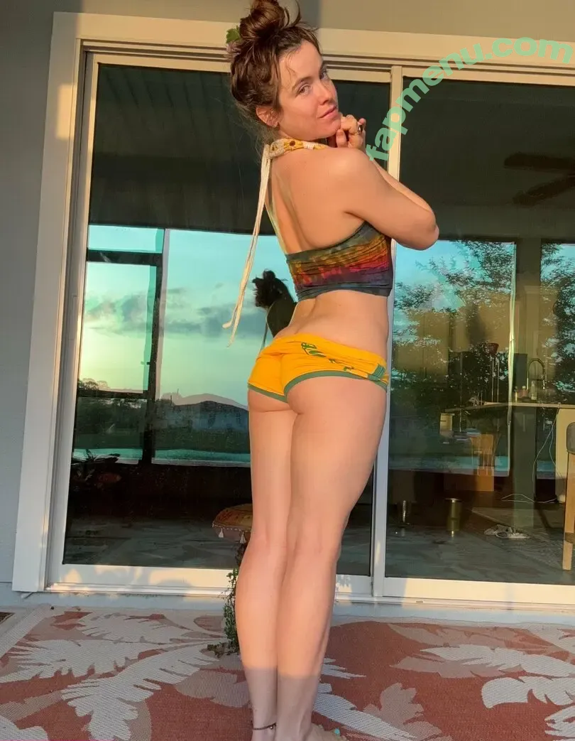 naomiwildman3 nude photo #0015 (naomiwildman94)