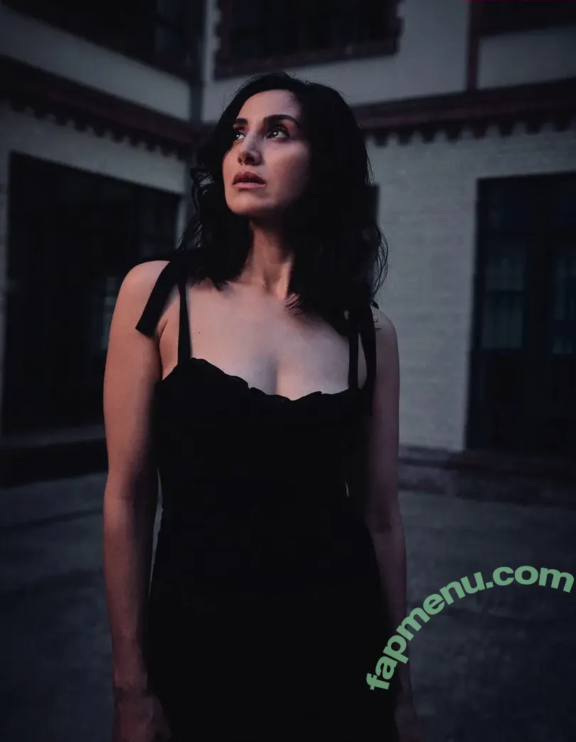 Narges Rashidi nude photo #0010 (nargesrashidi)