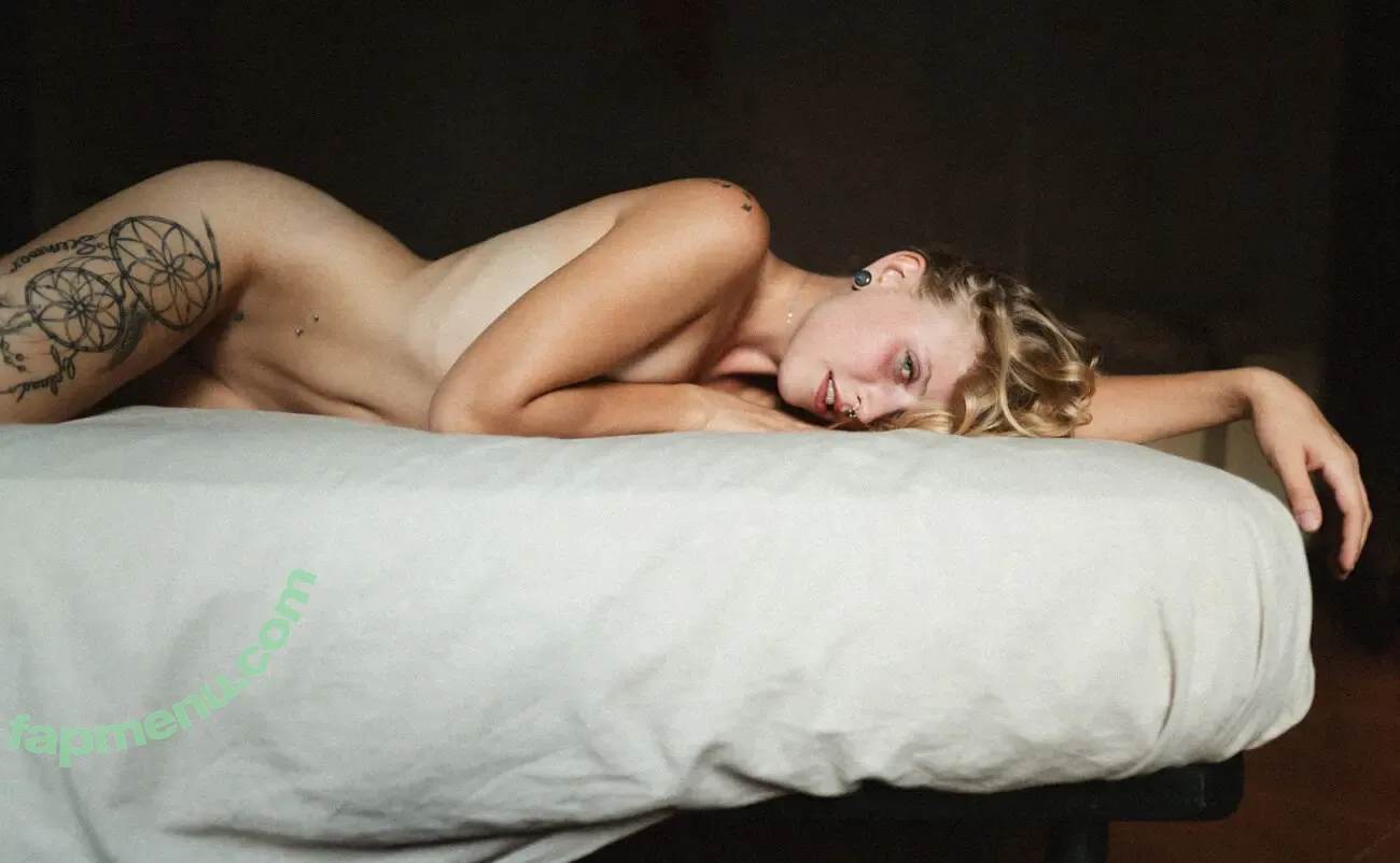 Nastasja Carini nude photo #0002 (nastyinwonderland)