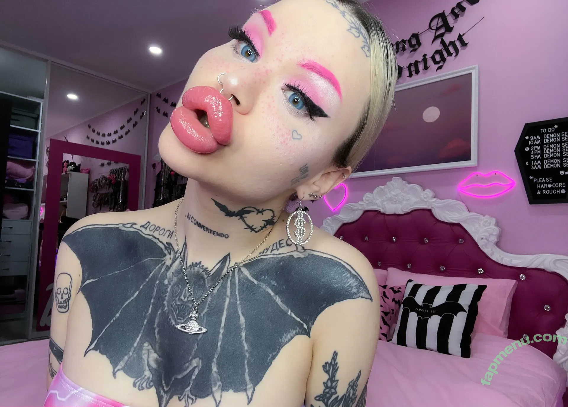 Nasty_bimbo nude photo #0011 (nasty_nasty_bimbo)