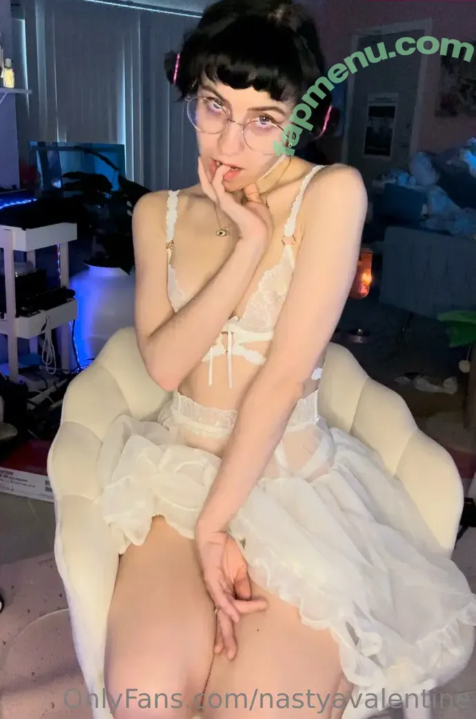 Nastyavalentine nude photo #0372 (TeslaPrincess69 / Valentinenastya)