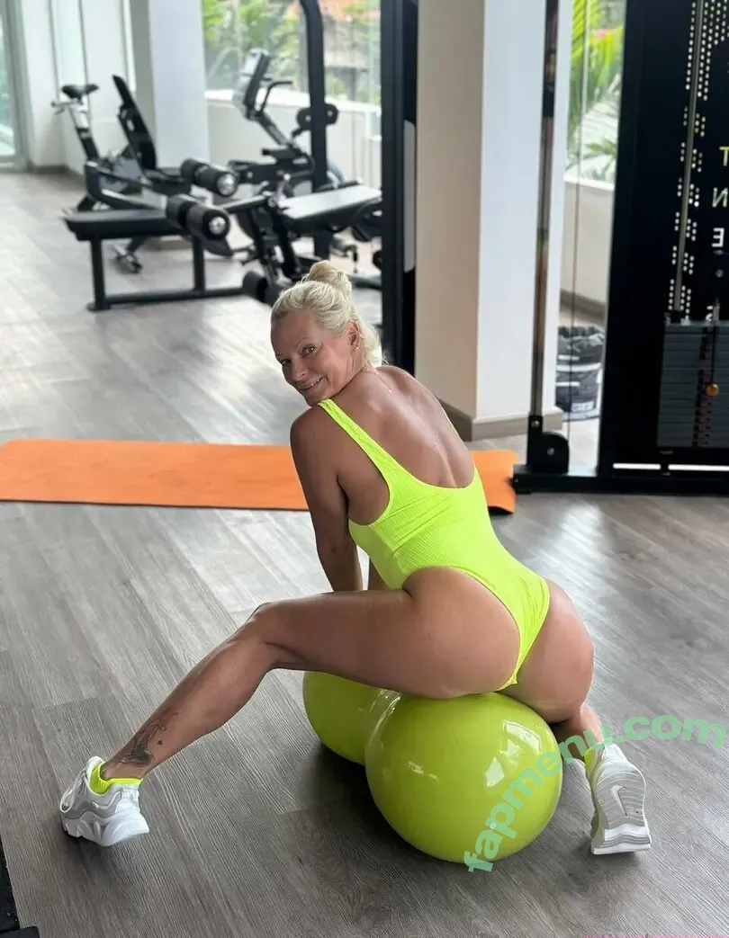 natalia_bauer nude photo #0199 (Natalia Bauer / NataliaBau9477 / natalia.natali.bauer)