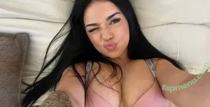 natalia.cabrera / la_tia_nat nude photo #0005
