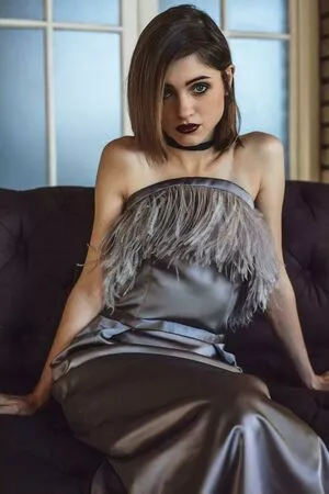 Natalia Dyer / nattyiceofficial nude photo #0030