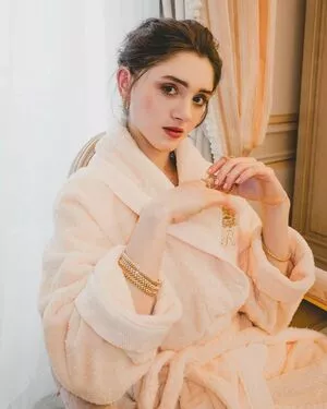 Natalia Dyer / nattyiceofficial nude photo #0060