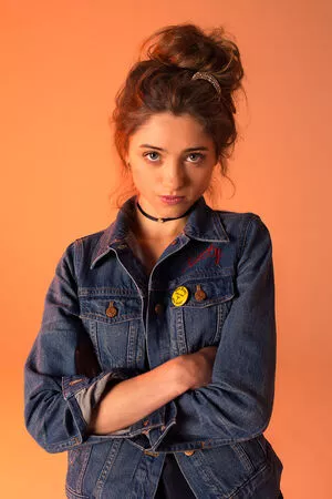 Natalia Dyer / nattyiceofficial nude photo #0100