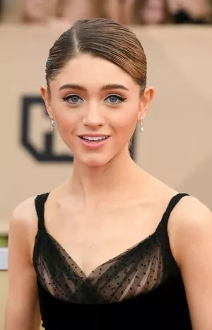 Natalia Dyer / nattyiceofficial nude photo #0421