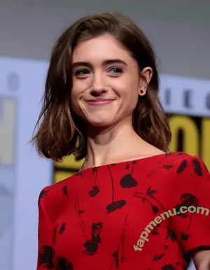 Natalia Dyer / nattyiceofficial nude photo #0783