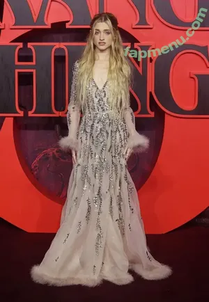 Natalia Dyer / nattyiceofficial nude photo #0889